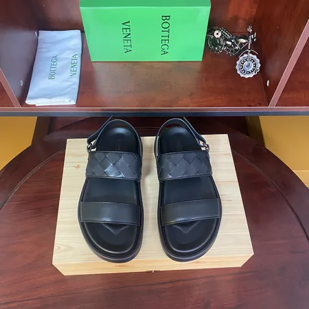 ボッテガ ヴェネタ サンダル