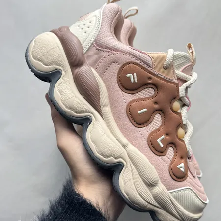 フィラ スニーカー