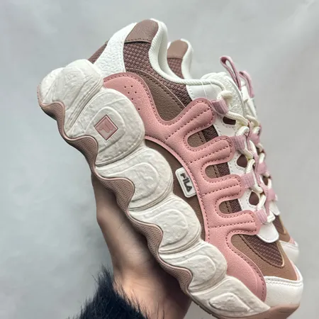 フィラ スニーカー