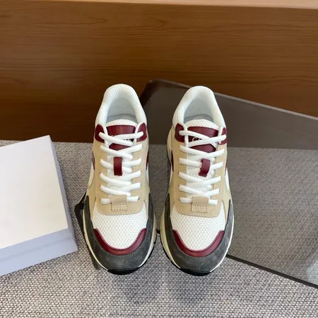 セリーヌ スニーカー