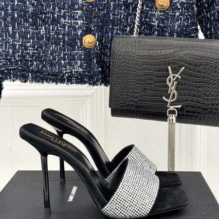 イブサンローラン サンダル