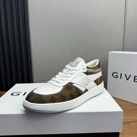 ジバンシィ カジュアルシューズ