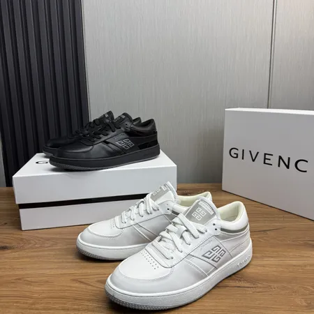 ジバンシィ カジュアルシューズ