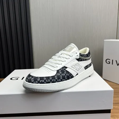 ジバンシィ カジュアルシューズ