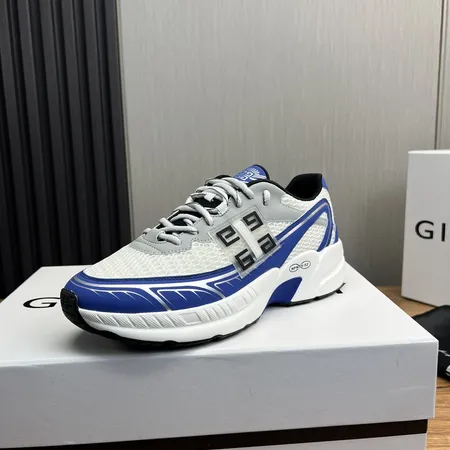 ジバンシィ カジュアルシューズ