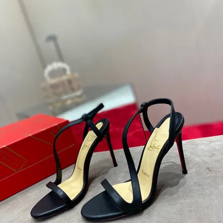 クリスチャン・ルブタン サンダル