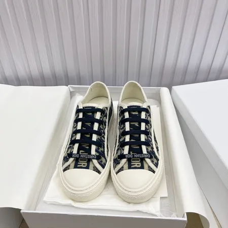 ディオール カジュアルシューズ