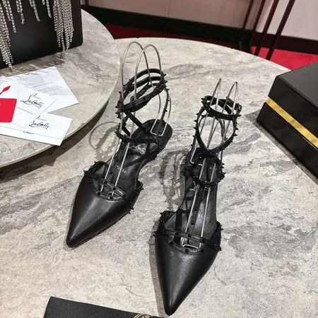 クリスチャン・ルブタン サンダル