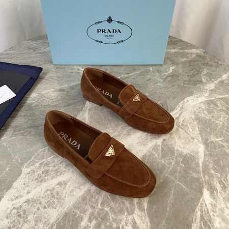 プラダ ビジネスシューズ