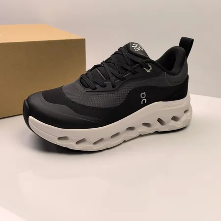 ロエベ スニーカー