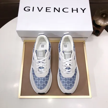 ジバンシィ スニーカー