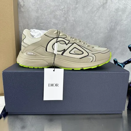 ディオール スニーカー