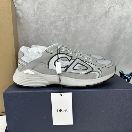 ディオール スニーカー
