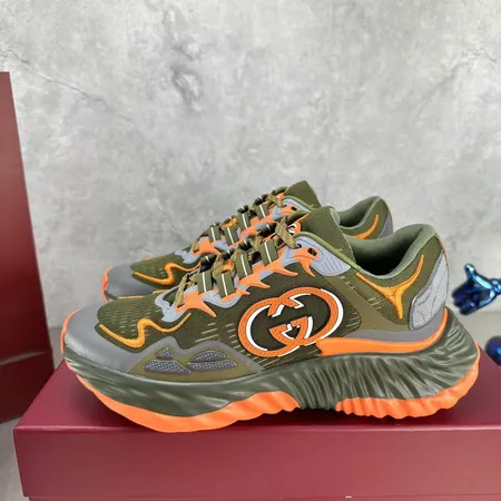 グッチ スニーカー