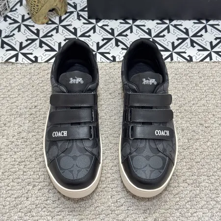 コーチ カジュアルシューズ