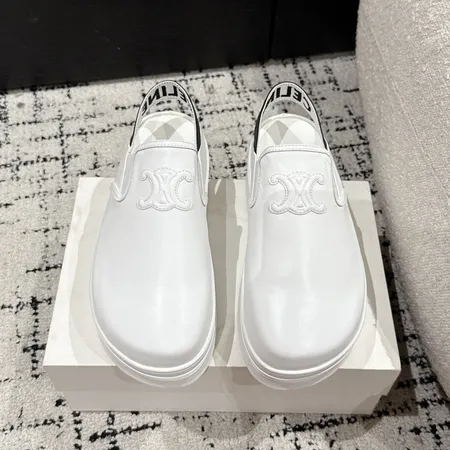 セリーヌ サンダル