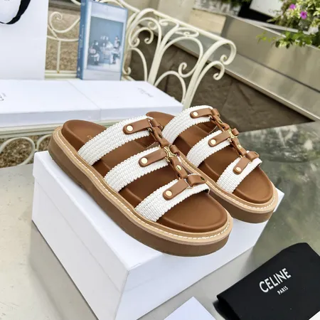 セリーヌ スリッパ