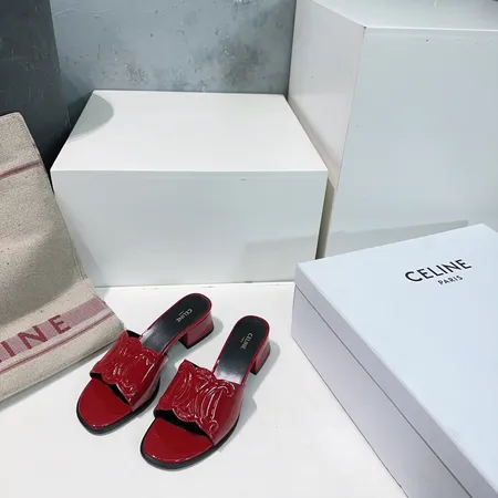 セリーヌ スリッパ