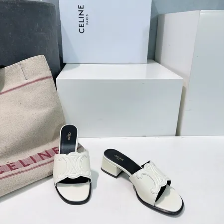 セリーヌ スリッパ