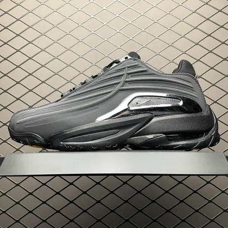 ナイキ スニーカー