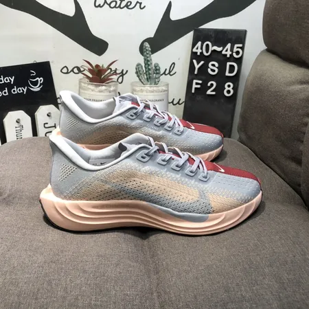 ナイキ スニーカー