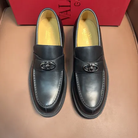 ヴァレンティノ ビジネスシューズ