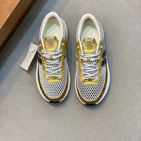 ジバンシィ カジュアルシューズ