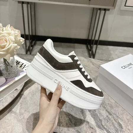 セリーヌ カジュアルシューズ