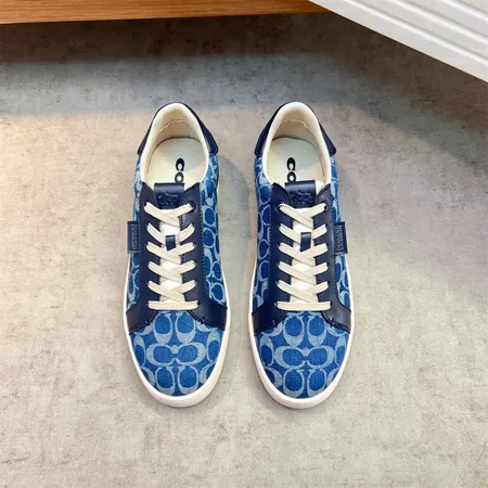 コーチ カジュアルシューズ