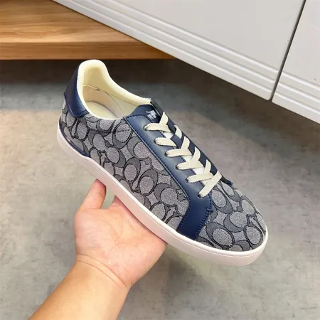 コーチ カジュアルシューズ