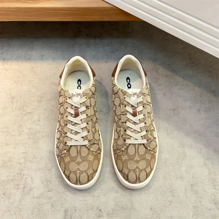 コーチ カジュアルシューズ