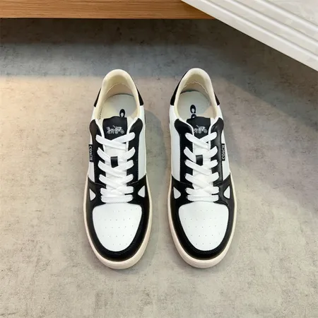 コーチ カジュアルシューズ