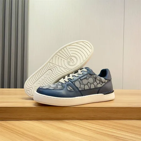 コーチ カジュアルシューズ