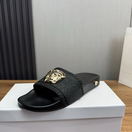 ヴェルサーチ スリッパ