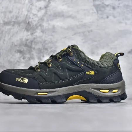 ノースフェイス スニーカー