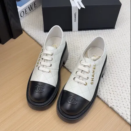 シャネル ビジネスシューズ