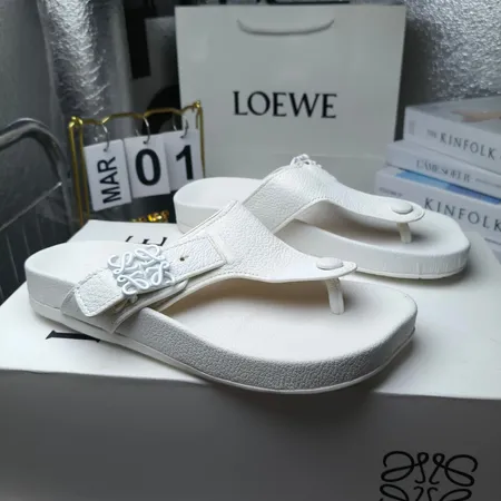 ロエベ サンダル