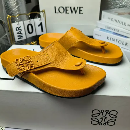 ロエベ サンダル