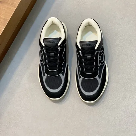 フェラガモ カジュアルシューズ