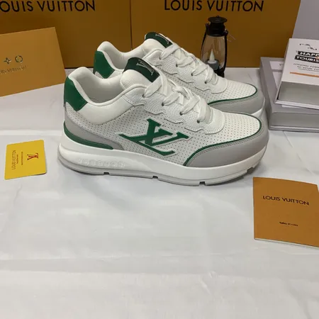 ルイヴィトン スニーカー