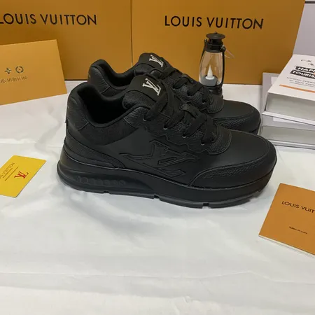 ルイヴィトン スニーカー