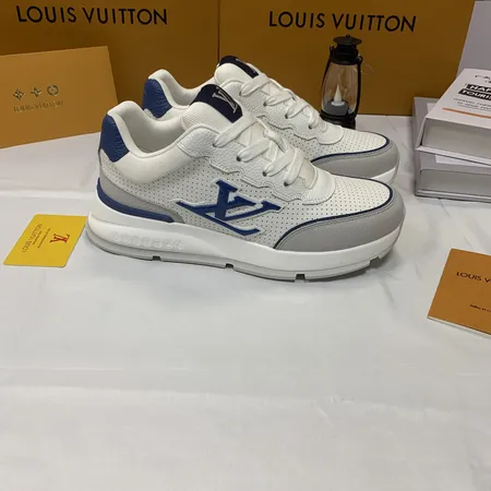 ルイヴィトン スニーカー