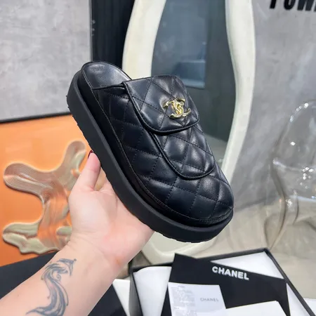 シャネル スリッパ