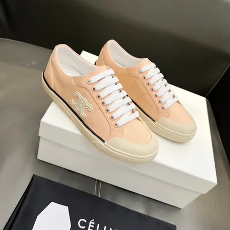 セリーヌ カジュアルシューズ