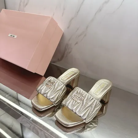 ミュウミュウ サンダル