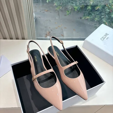 セリーヌ サンダル