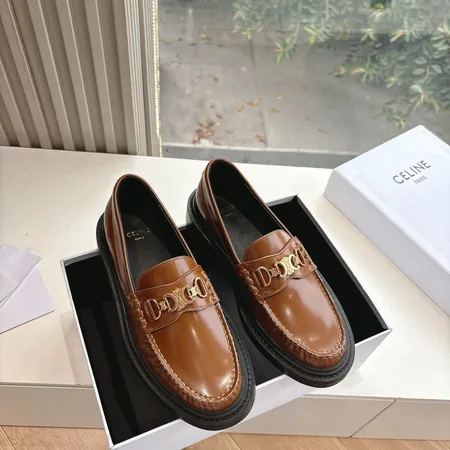 セリーヌ カジュアルシューズ