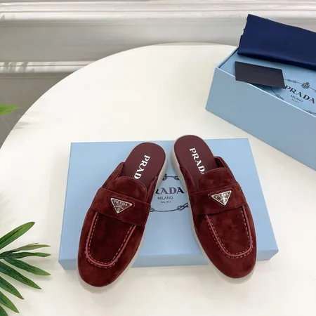 プラダ スリッパ