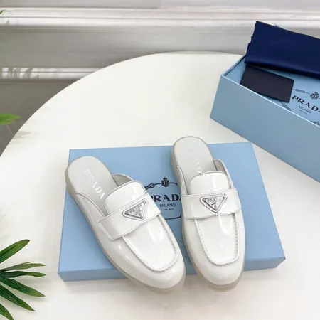 プラダ スリッパ