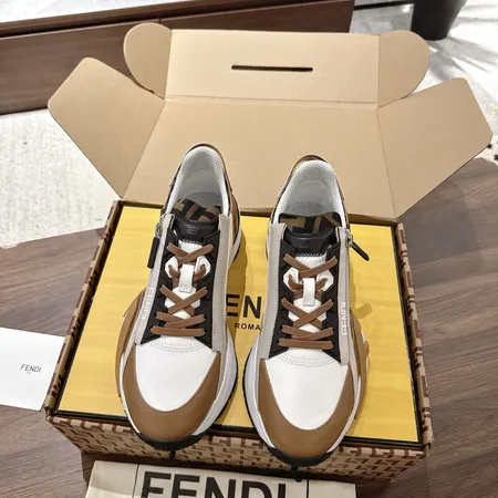 フェンディ スニーカー